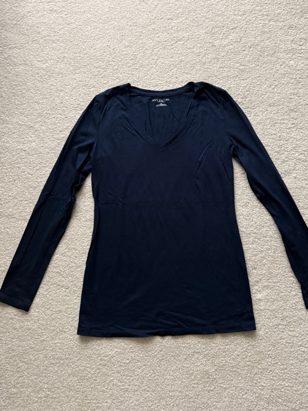 Ann Taylor Navy Long Sleeve V-Neck Top Modal Soft Size Medium